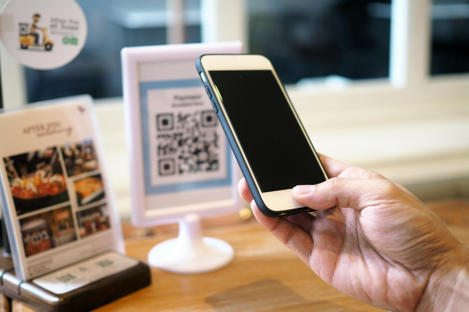 Rising trend: the growing dominance of QR and digital payments in the UK