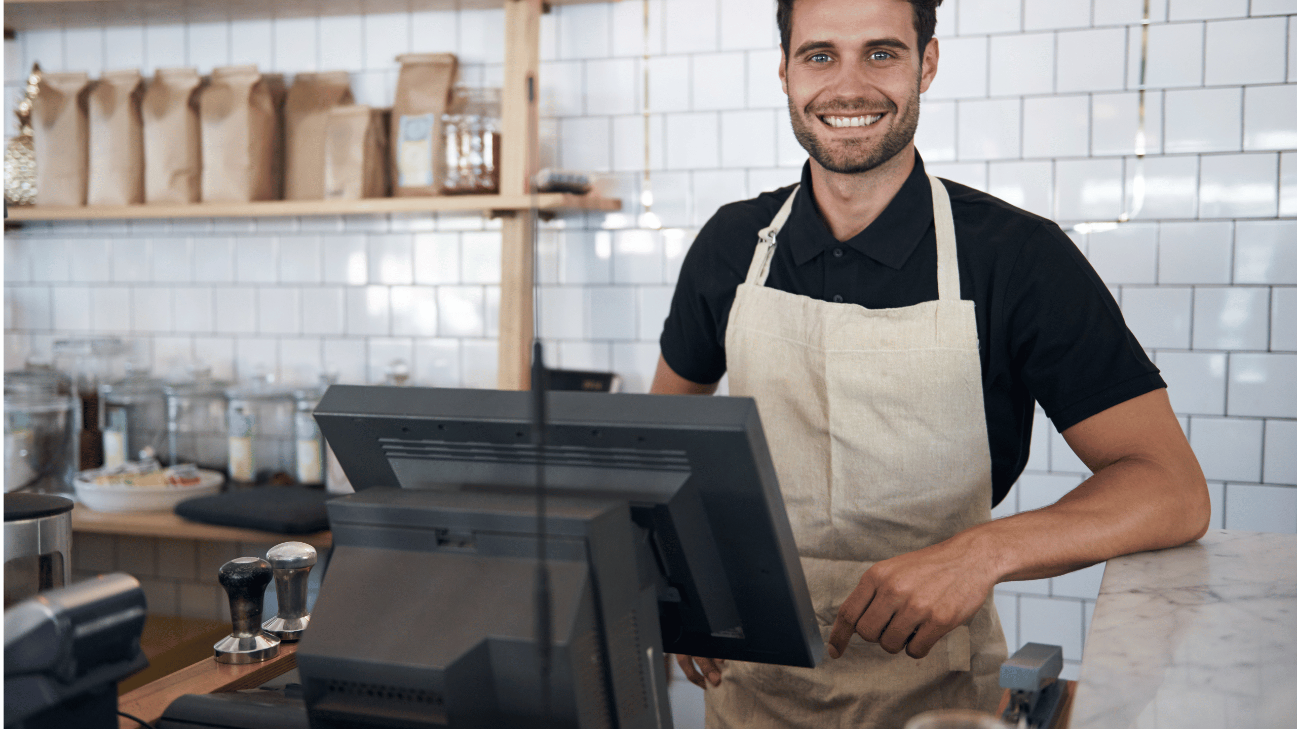 7 Best SumUp Alternatives for UK Restaurants and Hospitality