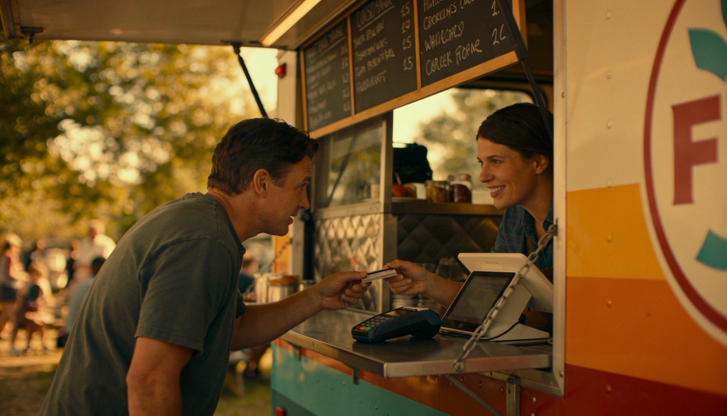 How to Accept Card Payments at Your Food Truck Without a Fixed Setup