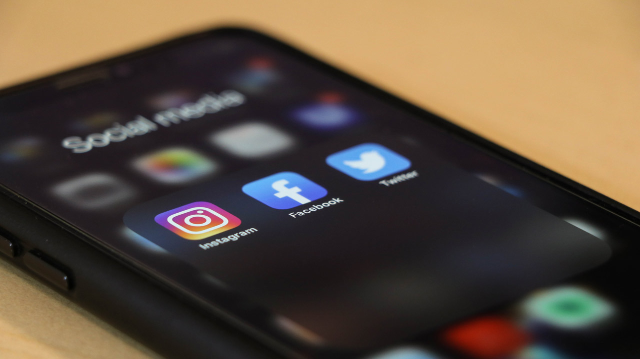 How to build a community on social media and keep your customers coming back for more?